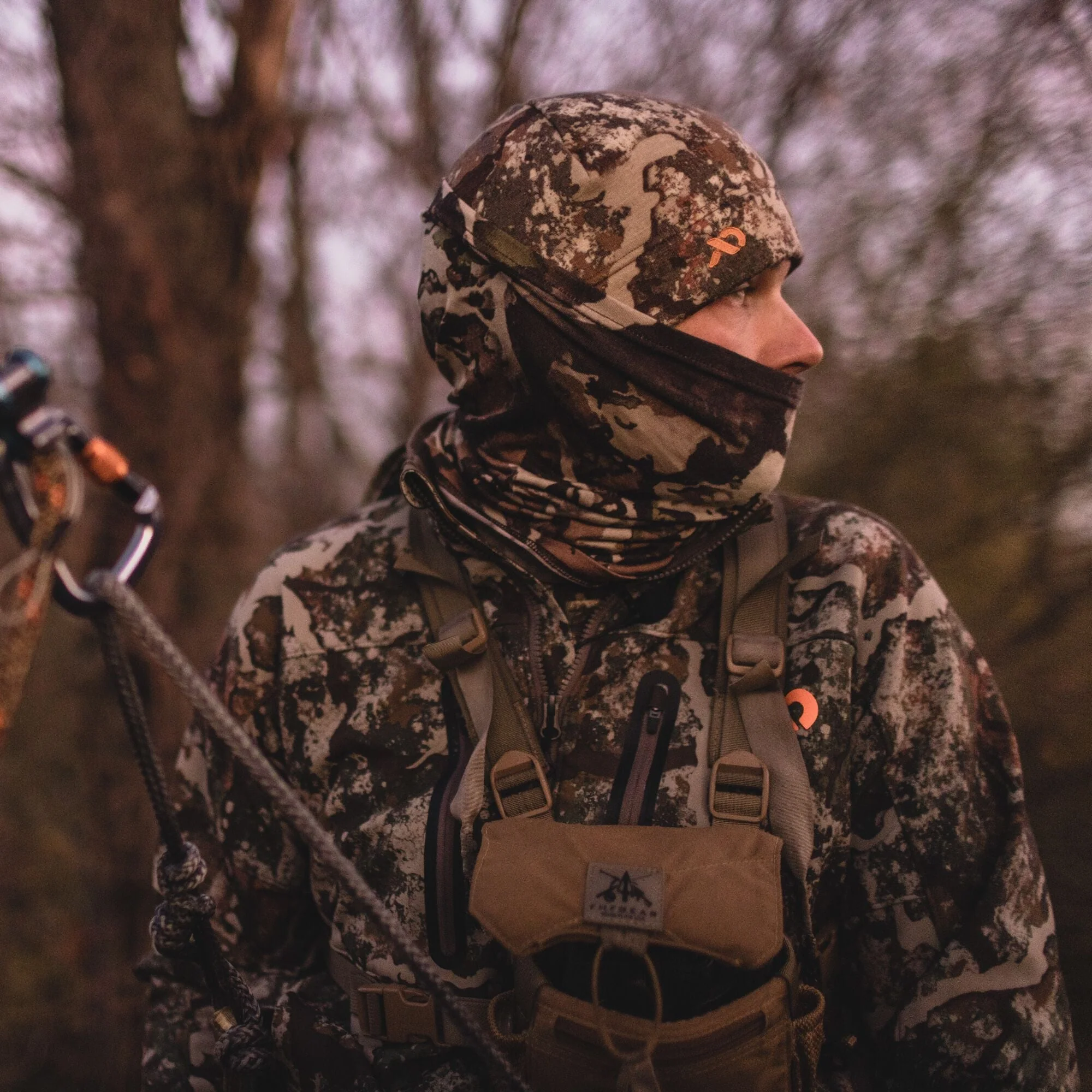Aerowool Neck Gaiter - Image 8